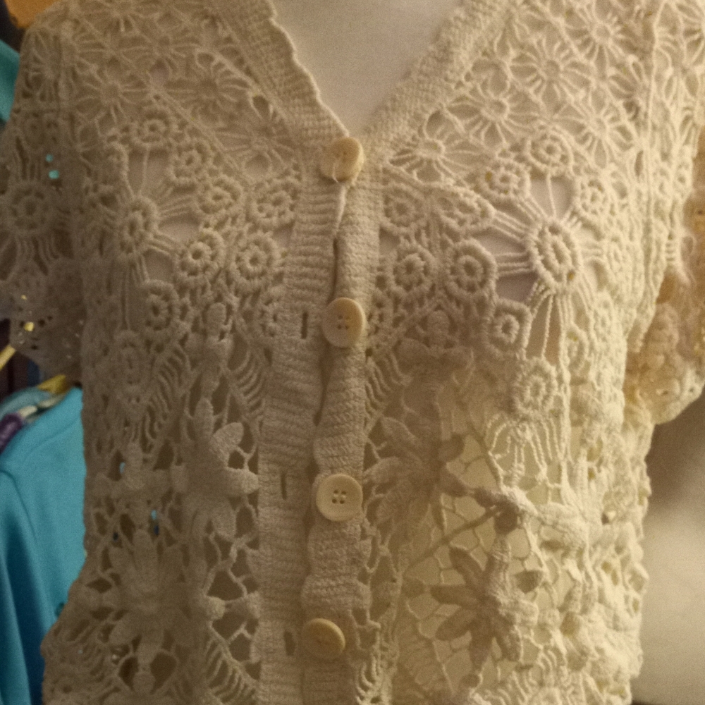 New,cropped apricot cream crochet button-front lace hollow out cardigan one siz